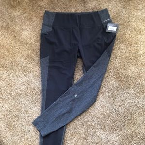 Eddie Bauer Trail Mix Hybrid Legging